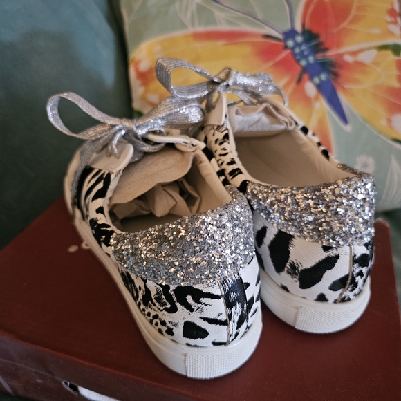 Nature Breeze Striking Fashion Footwear - Picture 5 of 10